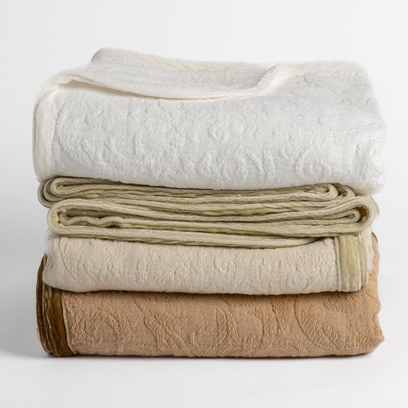 Bella Notte Linens ADELE BLANKET