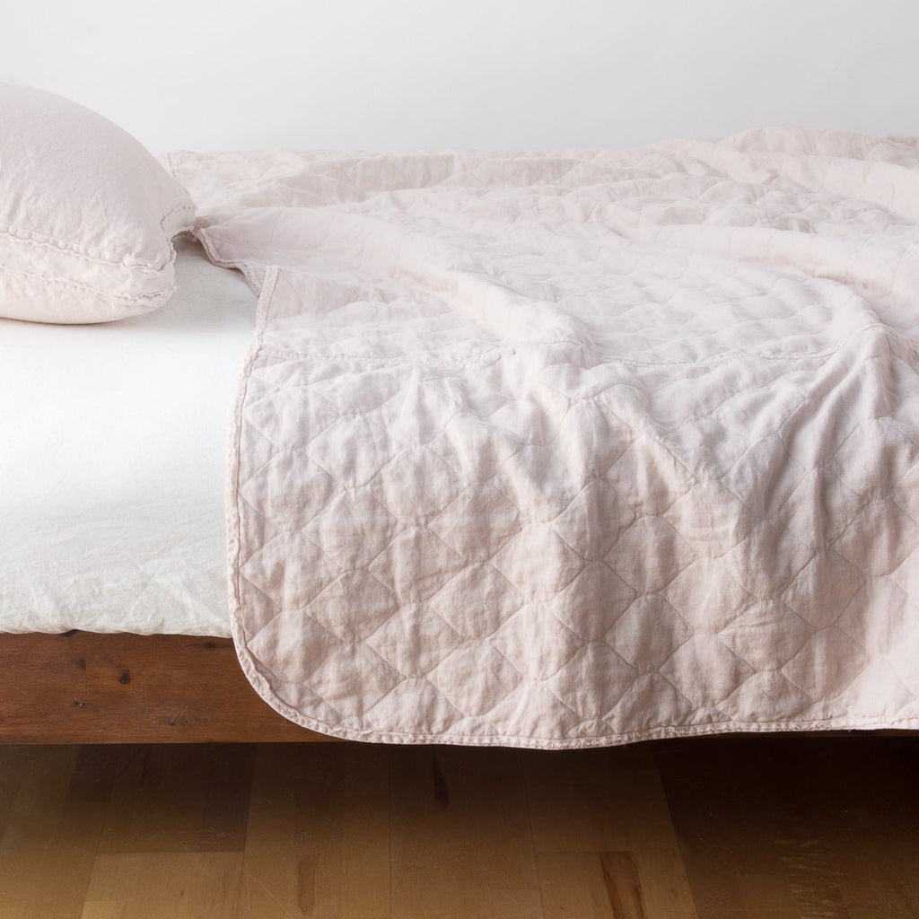 Bella Notte Linens AUSTIN COVERLET Pearl