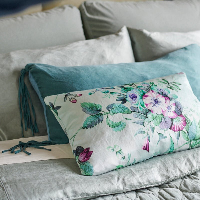 Bella Notte Linens TALINE THROW PILLOW