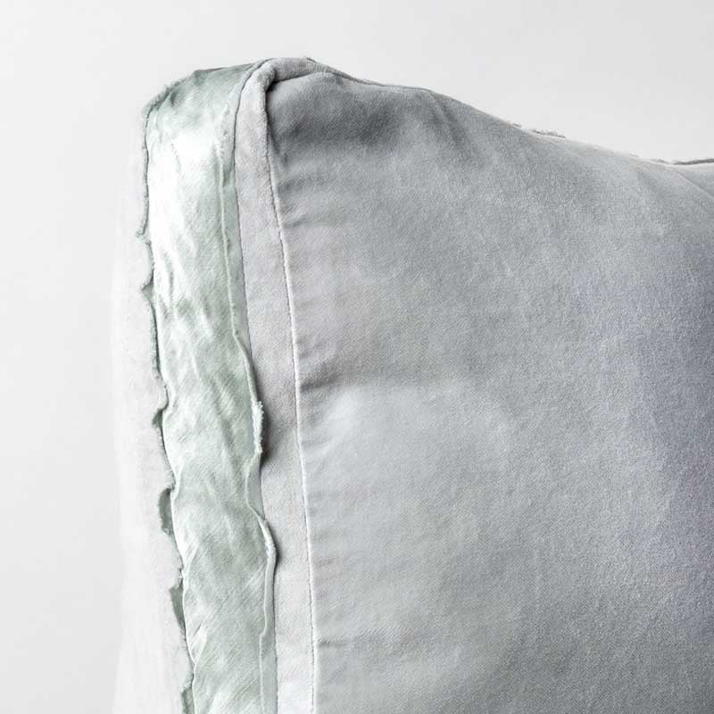 Bella Notte Linens HARLOW THROW PILLOW