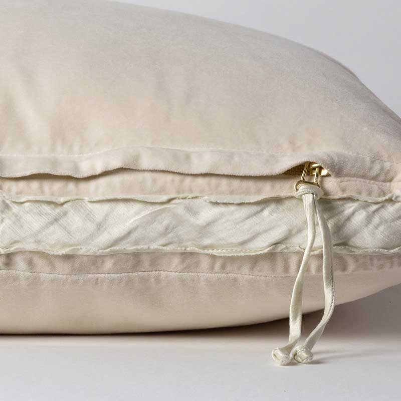 Bella Notte Linens HARLOW THROW PILLOW