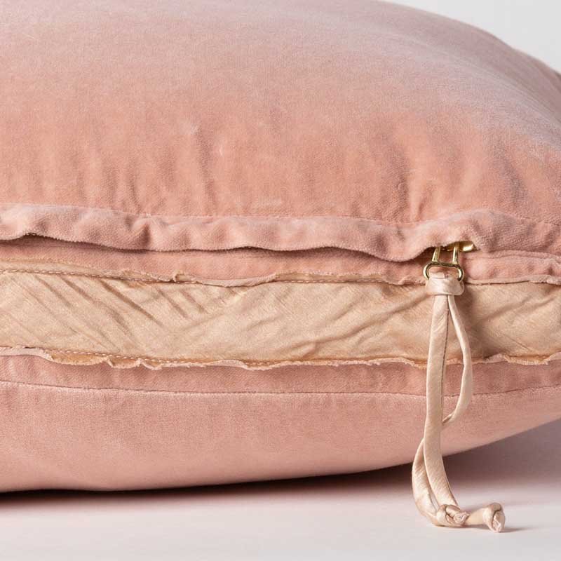 Bella Notte Linens HARLOW THROW PILLOW