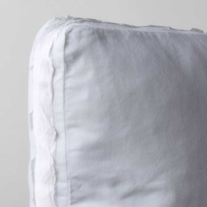 Bella Notte Linens HARLOW THROW PILLOW