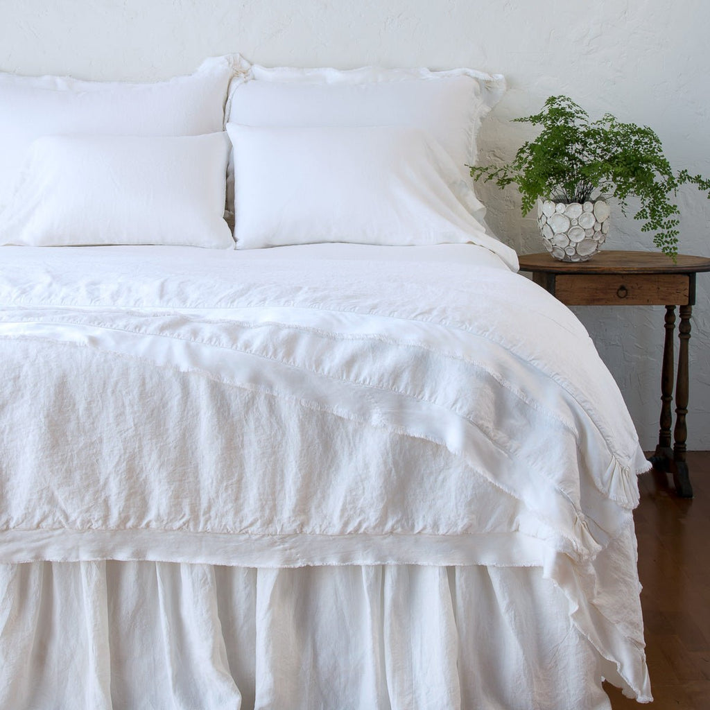 Bella Notte Linens DELPHINE THROW BLANKET