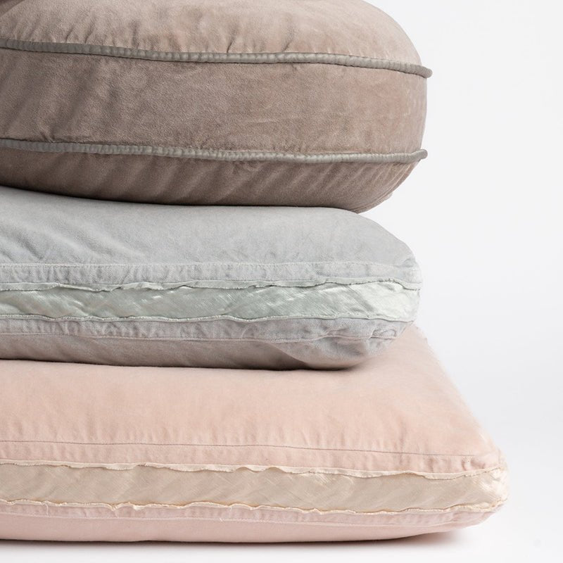 Bella Notte Linens HARLOW THROW PILLOW