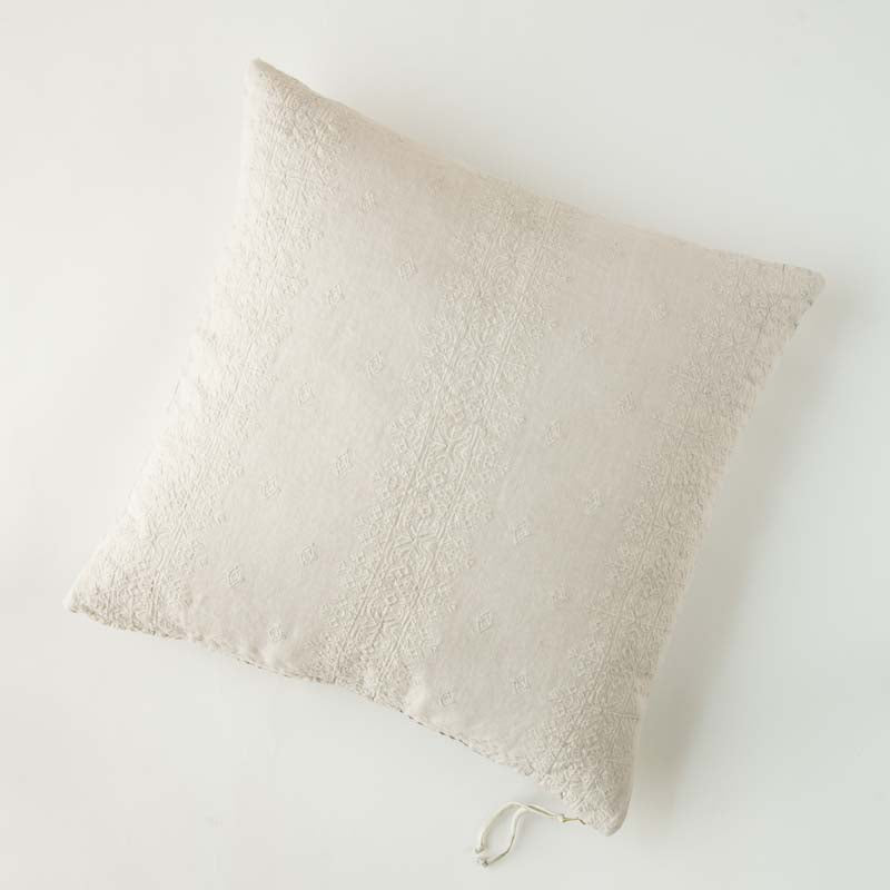 Bella Notte Linens INES THROW PILLOW