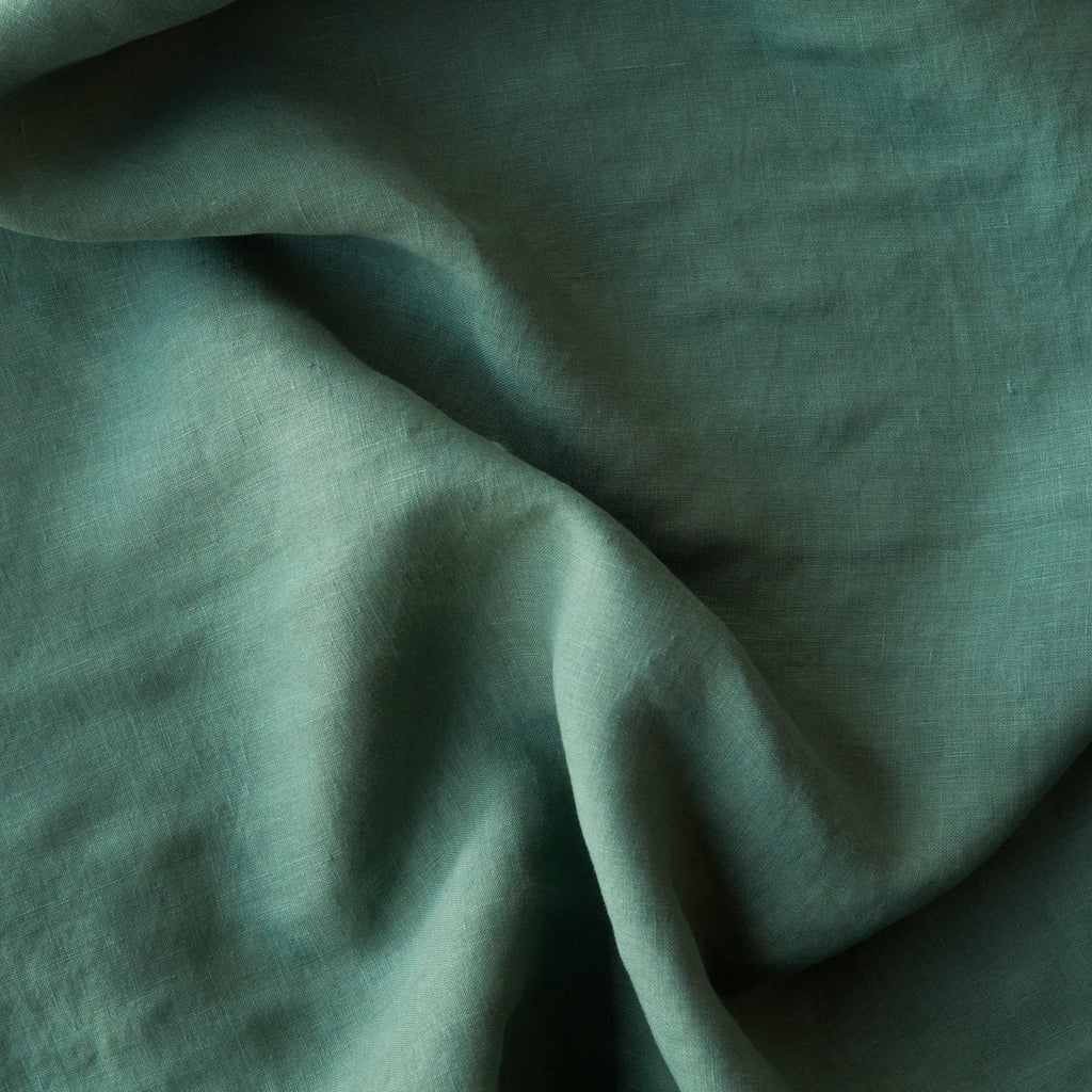 Bella Notte Linens LINEN THROW PILLOW