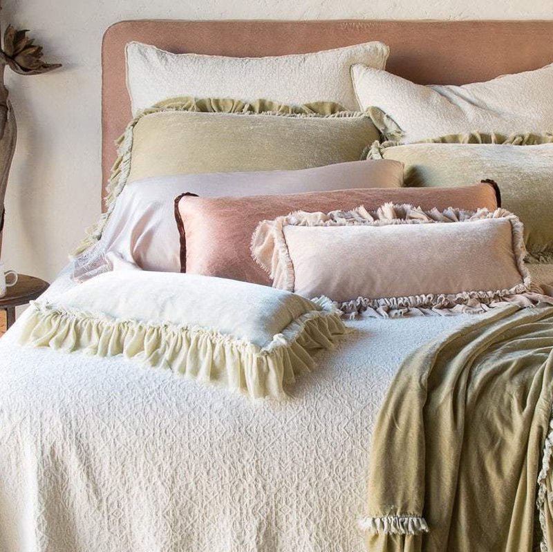 Bella Notte Linens LOULAH THROW PILLOW