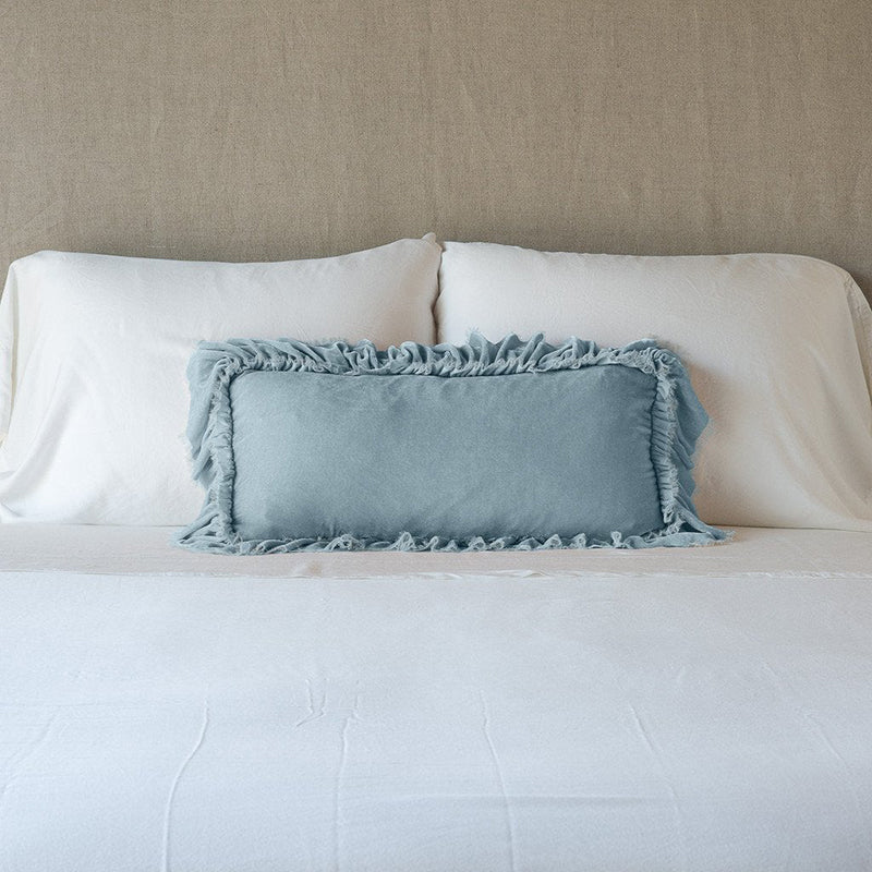 Bella Notte Linens LOULAH THROW PILLOW Cloud 15x24
