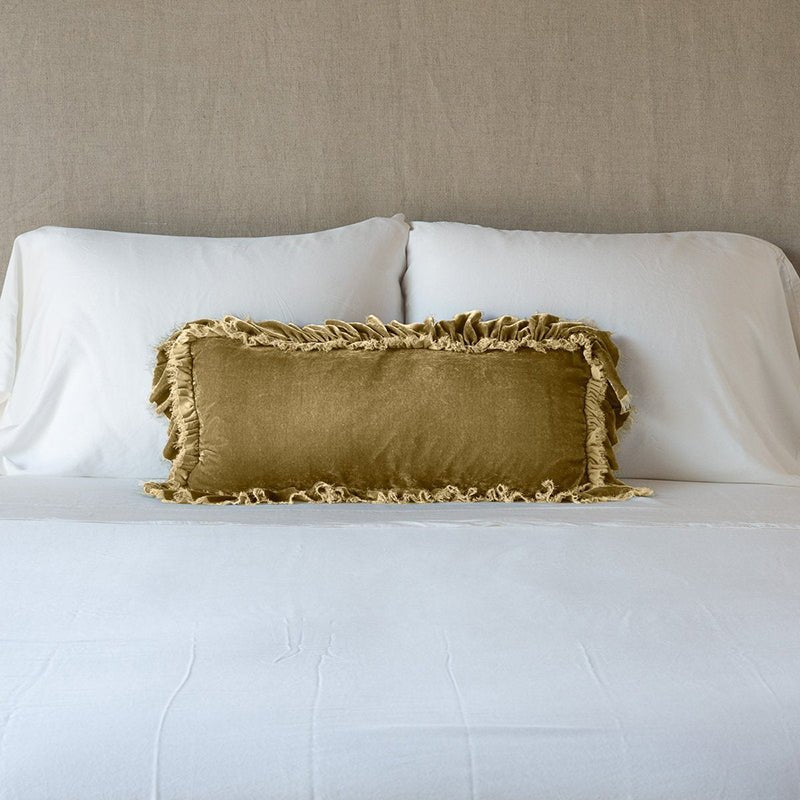 Bella Notte Linens LOULAH THROW PILLOW Honeycomb 15x24