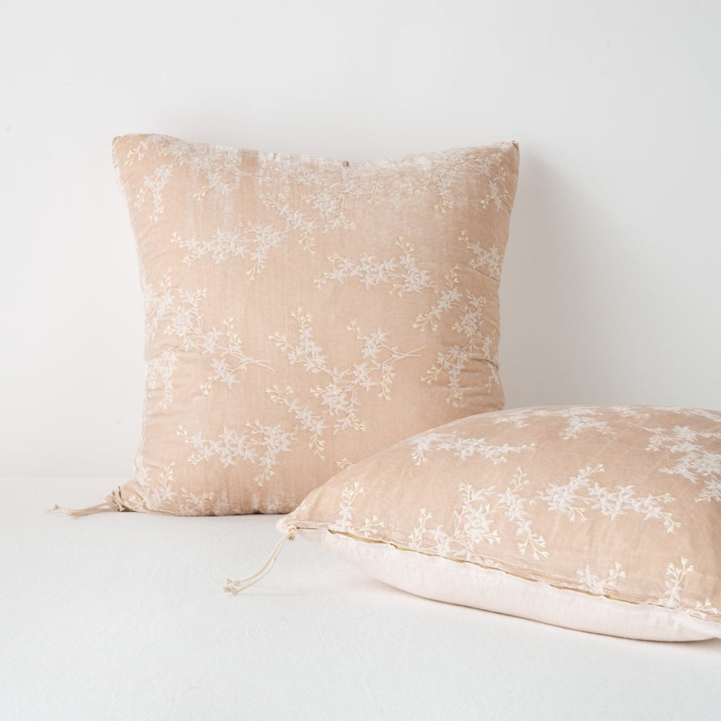 Bella Notte Linens LYNETTE SHAM Pearl Euro