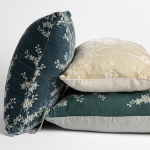 Bella Notte Linens LYNETTE THROW PILLOW