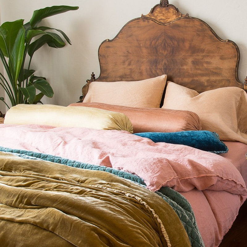 Bella Notte Linens PALOMA THROW PILLOW