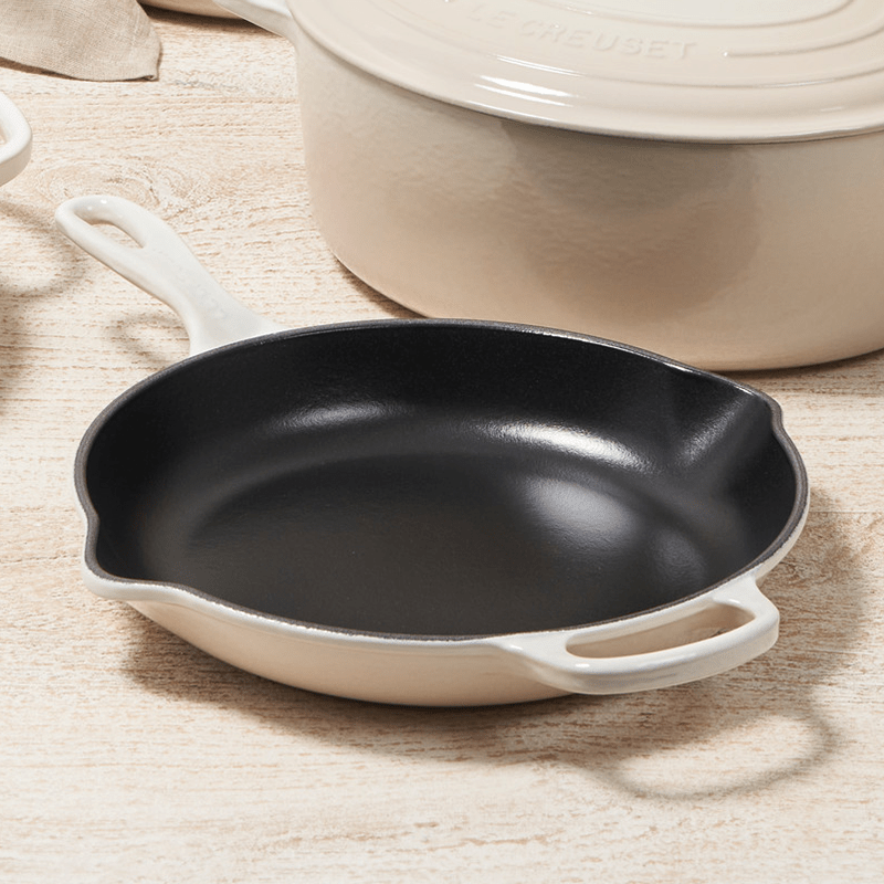 Le Creuset SIGNATURE SKILLET Meringue