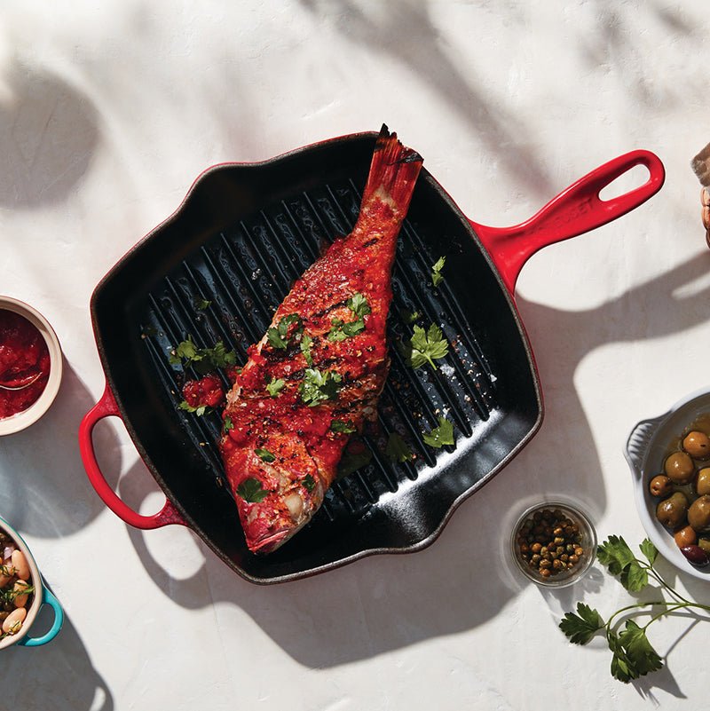 Le Creuset Signature Cast Iron 10.25-Inch Flame Square Skillet Grill