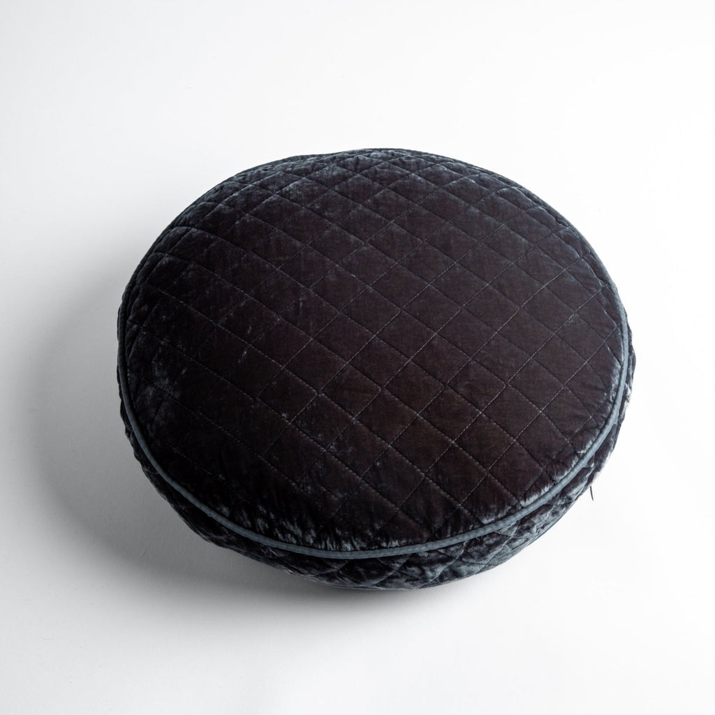 Bella Notte Linens SILK VELVET QUILTED THROW PILLOW