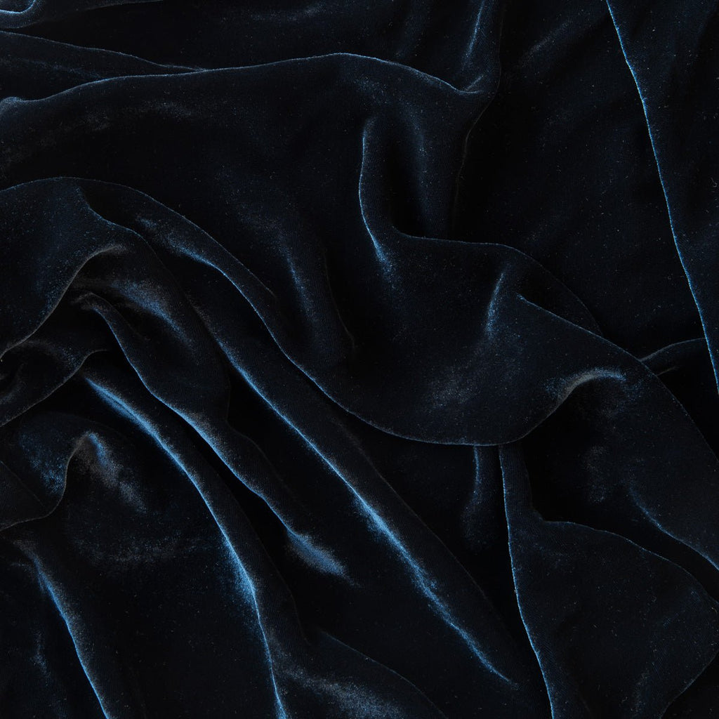 Bella Notte Linens CARMEN THROW BLANKET Midnight