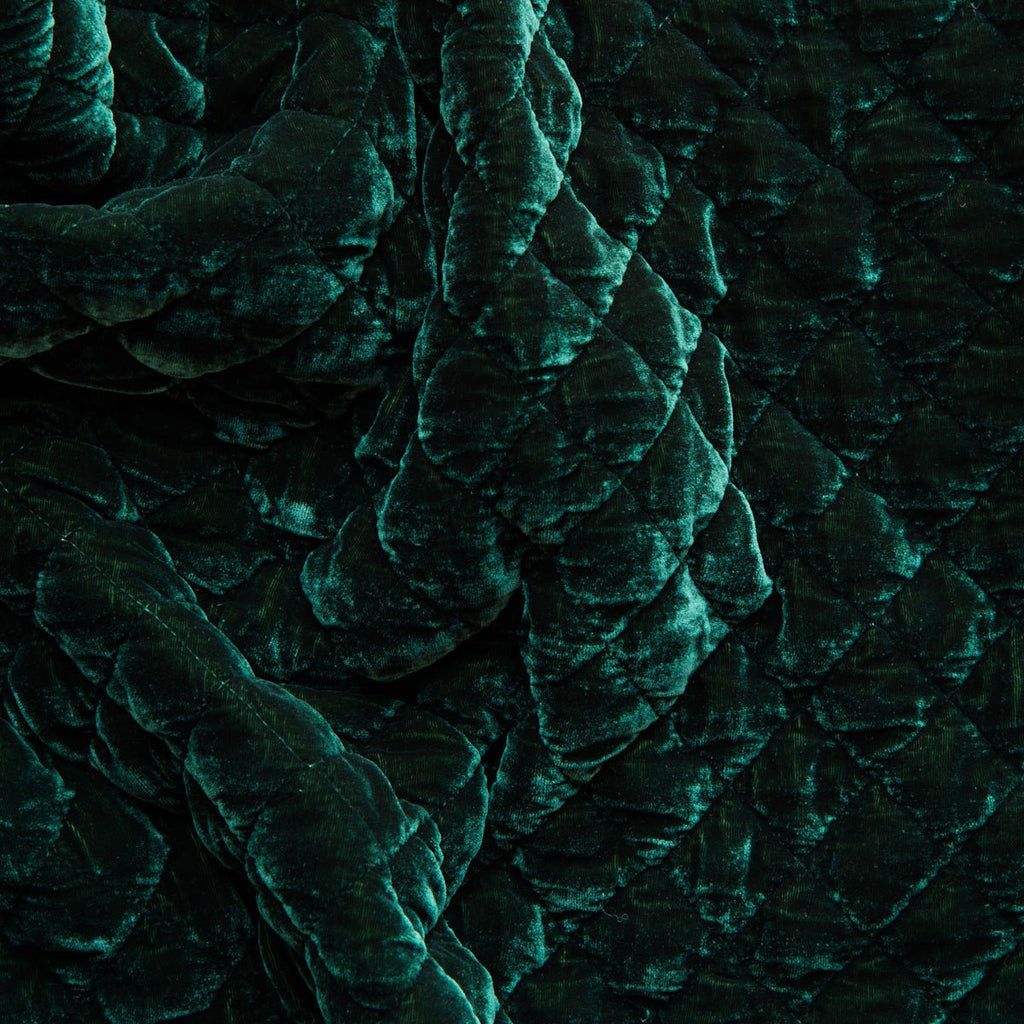 Bella Notte Linens SILK VELVET QUILTED THROW PILLOW