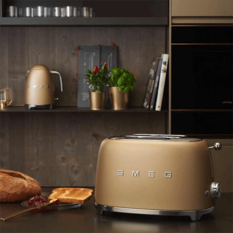 SMEG TWO SLICE TOASTER