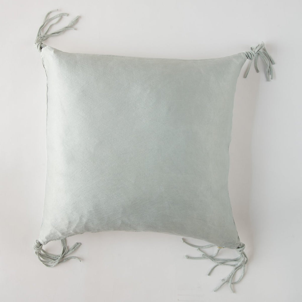 Bella Notte Linens TALINE THROW PILLOW Cloud 24x24