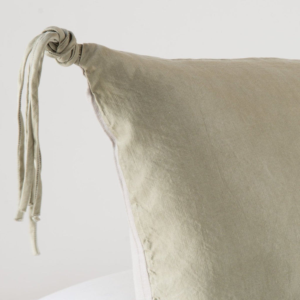 Bella Notte Linens TALINE THROW PILLOW Fog