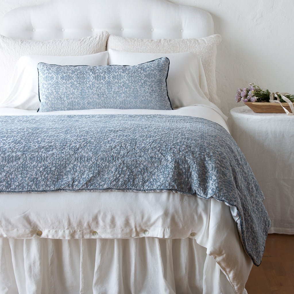 Bella Notte Linens VIENNA THROW PILLOW