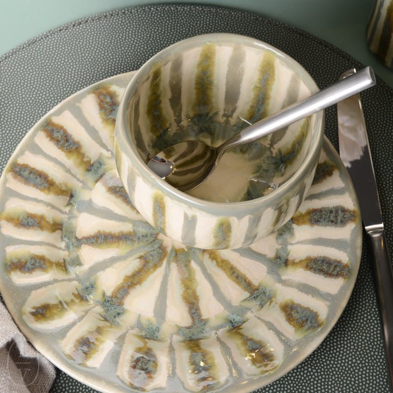 Good Earth Pottery RICE BOWL Grey Goose