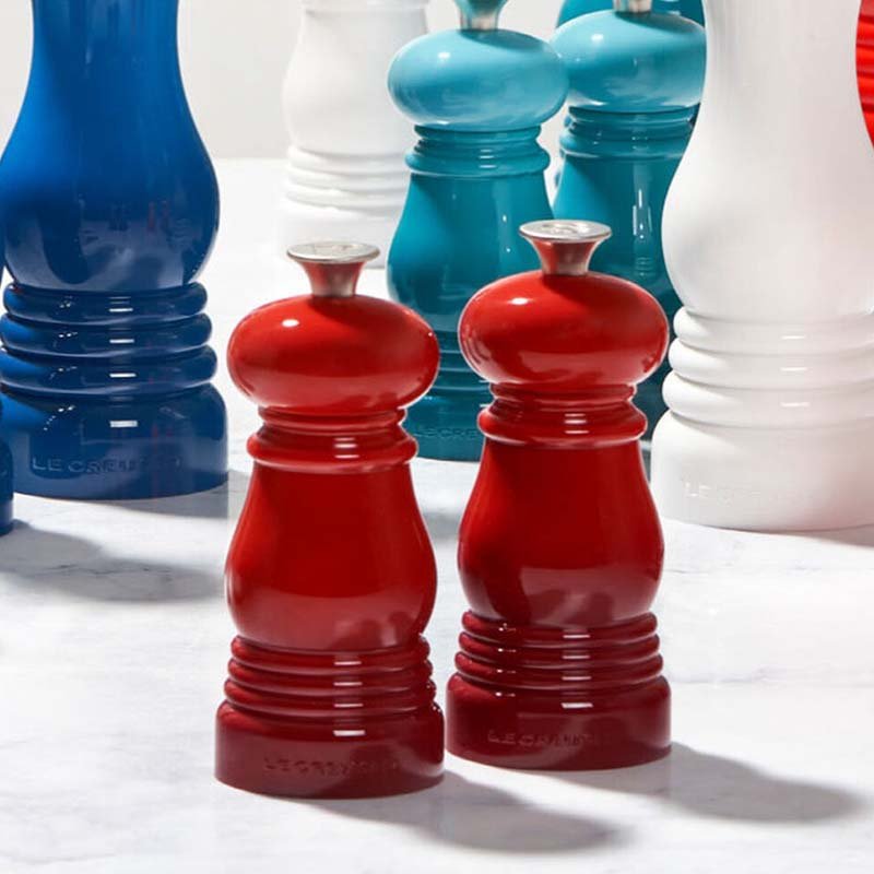 Le Creuset PETITE SALT AND PEPPER MILL SET Cerise
