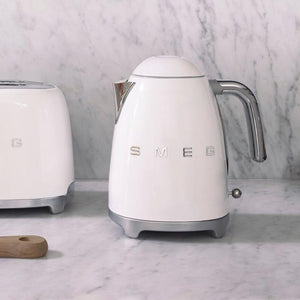 SMEG ELECTRIC KETTLE