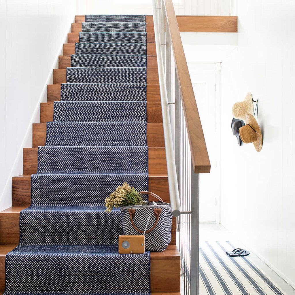 Dash and Albert HERRINGBONE WOVEN COTTON RUG Indigo