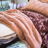 Bella Notte Linens LYNETTE THROW BLANKET