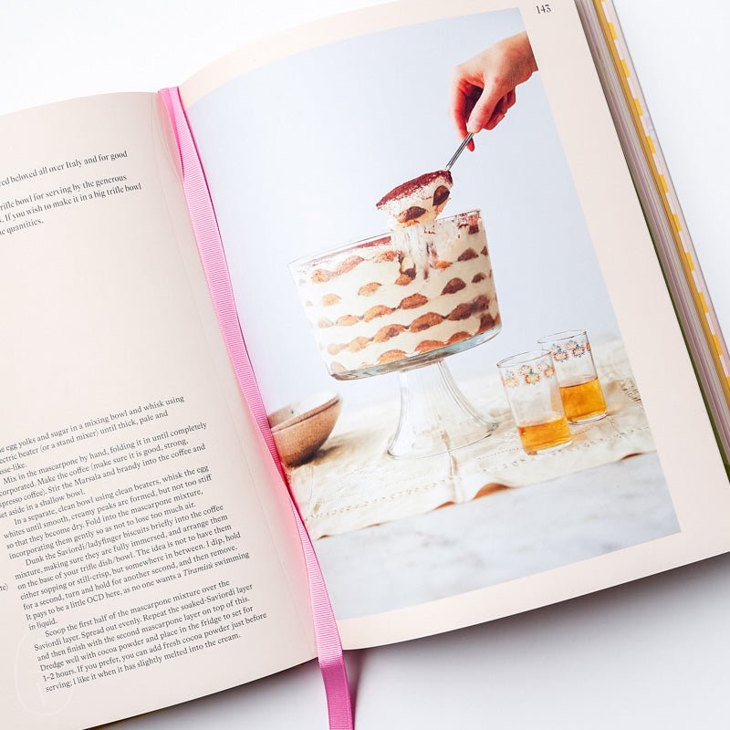 Chronicle Books LA VITA E DOLCE BOOK