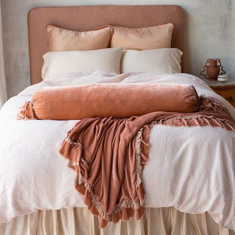 Bella Notte Linens LOULAH THROW PILLOW