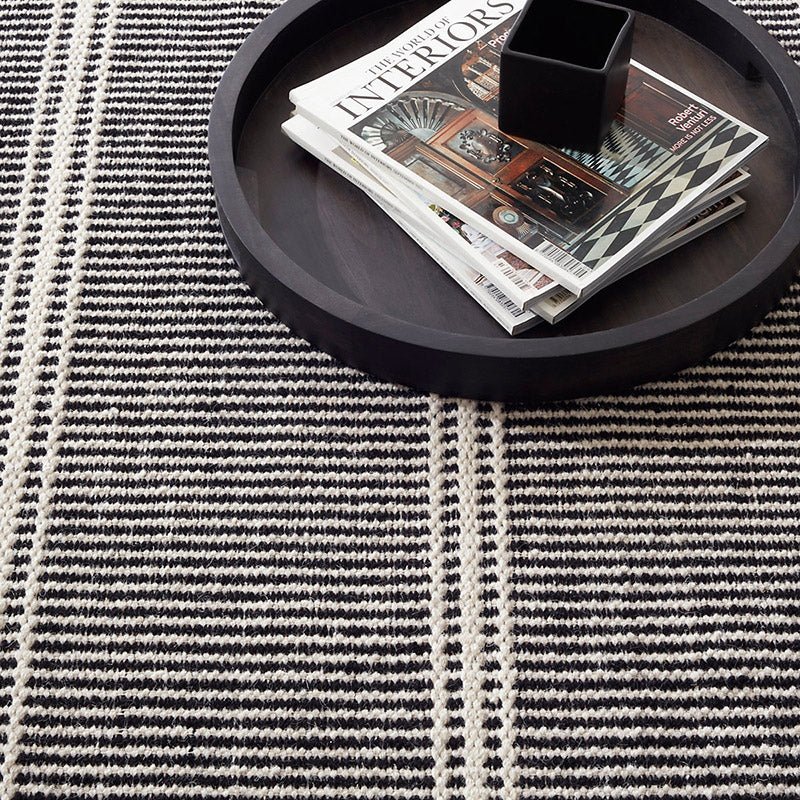 Dash and Albert MALTA WOVEN WOOL RUG Black Ivory