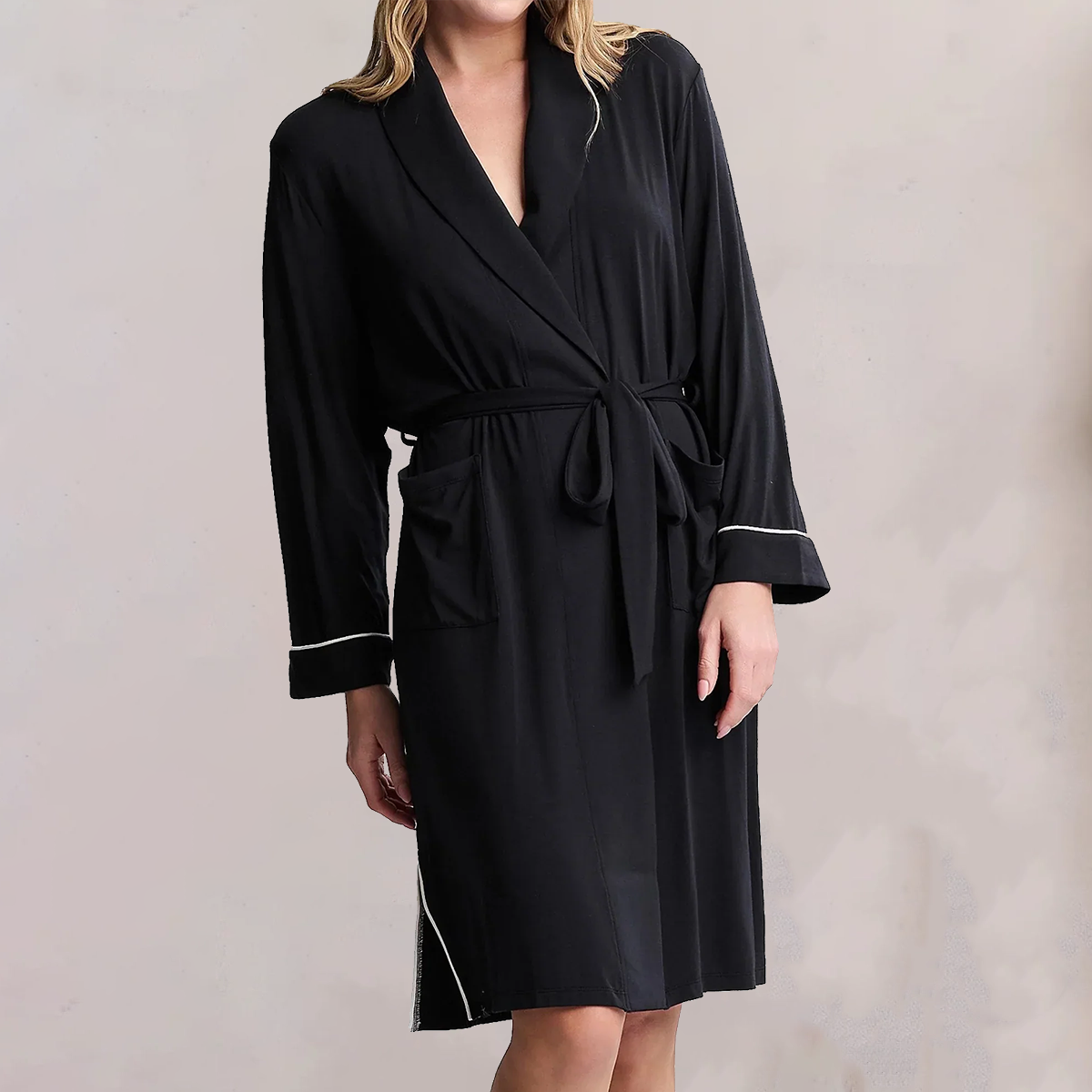 Barefoot Dreams LUXE MILK JERSEY ROBE WITH PIPING Black