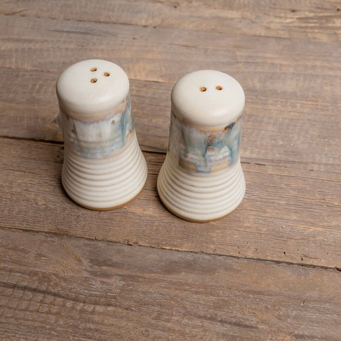 SALT AND PEPPER SET