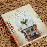 Hachette Book Group CITY FARMHOUSE STYLE BOOK