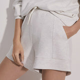 Varley ATRIUM HIGH RISE SHORT 4.5 SALE Classic Ivory Marl L