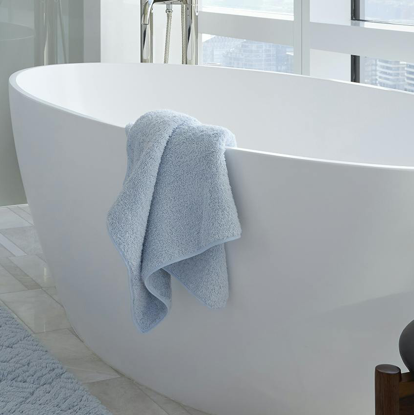 Matouk CAIRO STRAIGHT PIPING BATH TOWEL