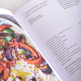 Chronicle Books A MEAL FOR TWO COOKBOOK