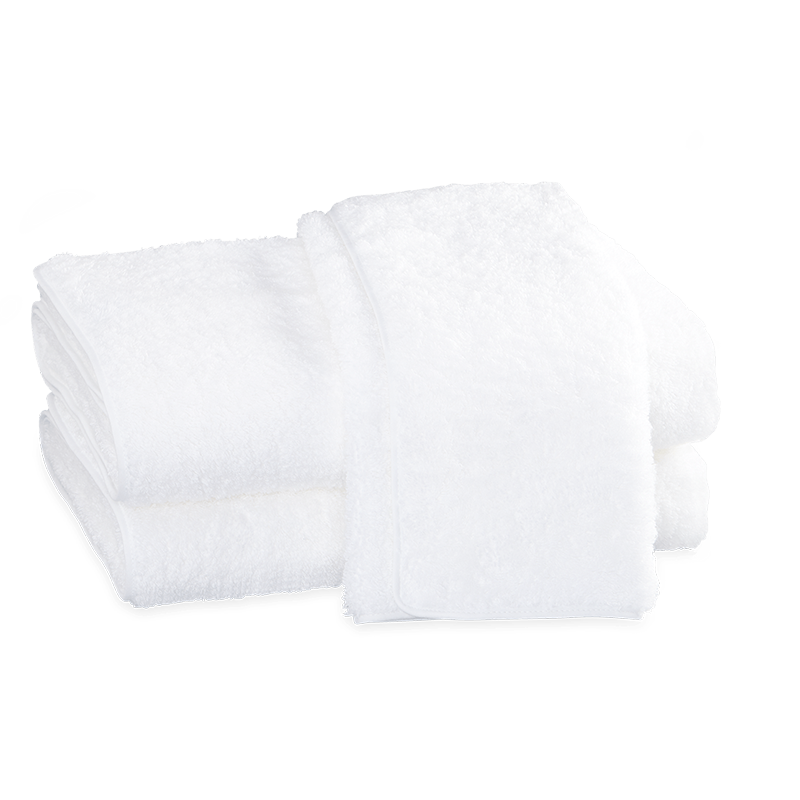 Matouk CAIRO STRAIGHT PIPING BATH TOWEL White White