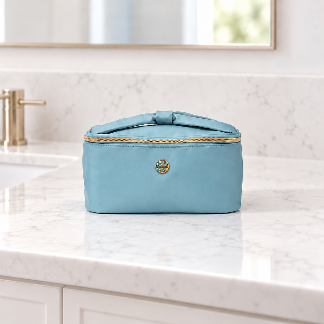 Mary Square KISS AND MAKEUP COSMETIC BAG Take Two Blue