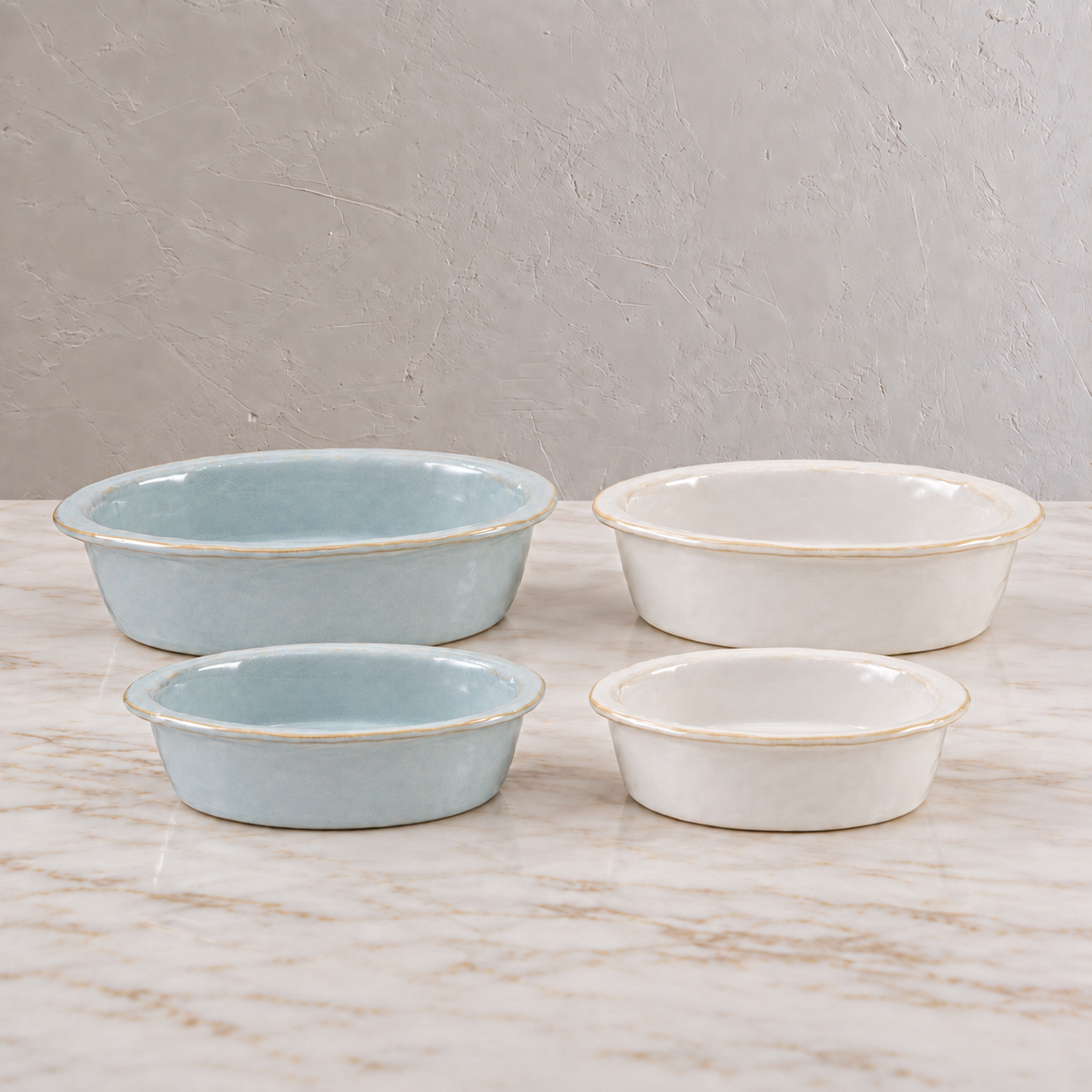 Creative Co-op REACTIVE GLAZE OVAL STONEWARE BAKER Blue