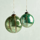 Creative Co-op RECYCLED GLASS BALL ORNAMENT WITH EUCALYPTUS LEAVES Turquoise