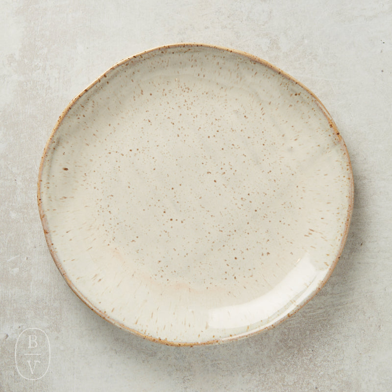 Etta B Pottery FARMHOUSE ROUND DINNER PLATE Chantilly Cream