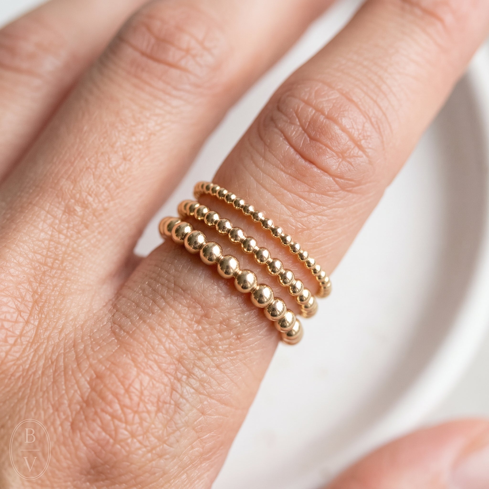 CLASSIC GOLD BEAD RING