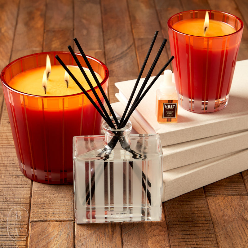 Nest Fragrances SEASONAL CLASSIC CANDLE