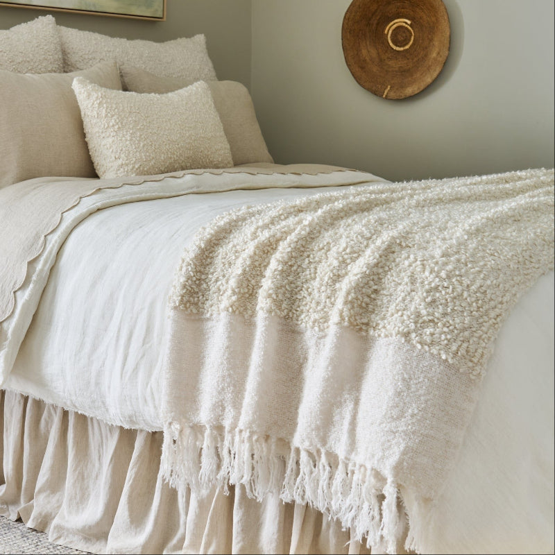 Pom Pom At Home MURPHY OVERSIZED THROW Ivory 60 x 90