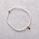 eNewton Design HOPE CLASSIC SIGNATURE CROSS SMALL GOLD CHARM BRACELET FW26 Milkshake