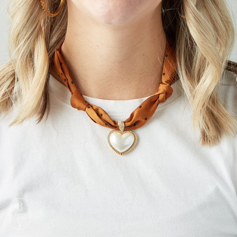 Virtue GOLD PUFF PEARL HEART SCARF NECKLACE Chestnut Dotted